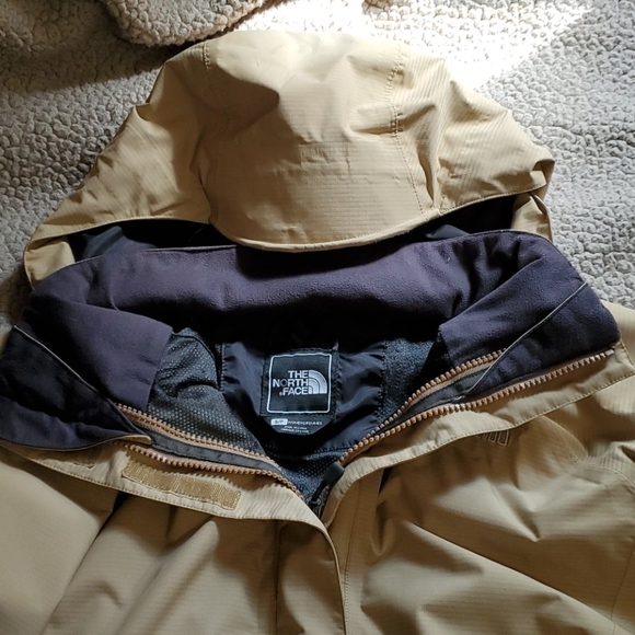 North Face Jacket - Picture 4 of 13